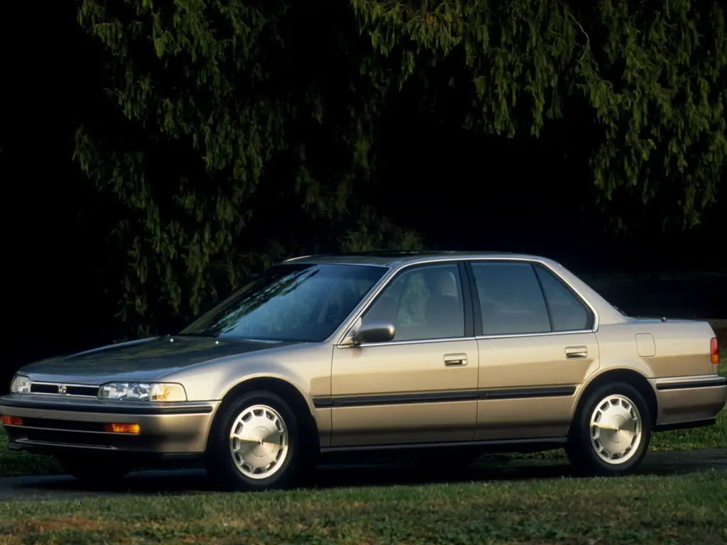 Honda Accord (CB7) 4 поколение, рестайлинг, седан (08.1991 - 08.1993)